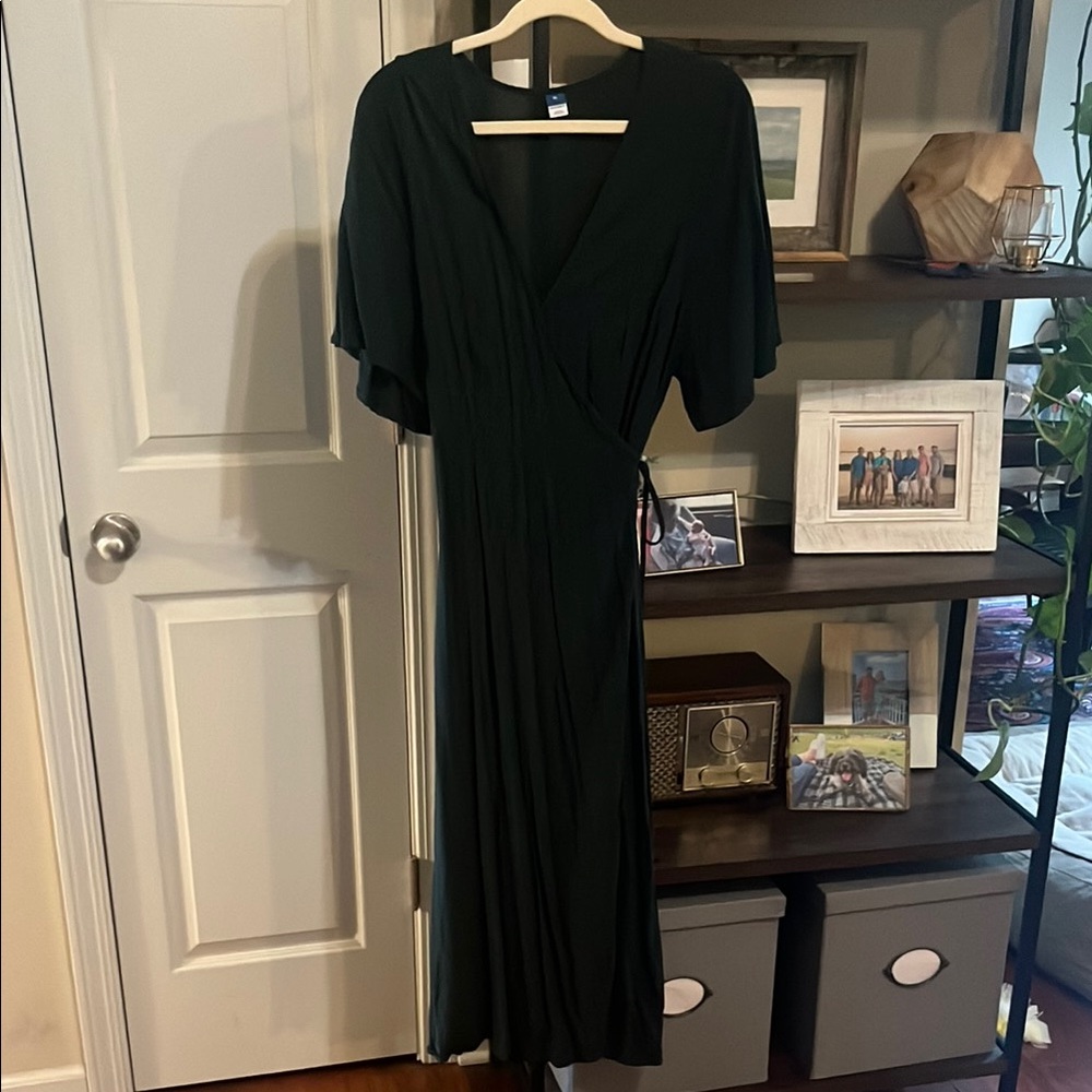 Old Navy Green Flutter Sleeve Midi Dress